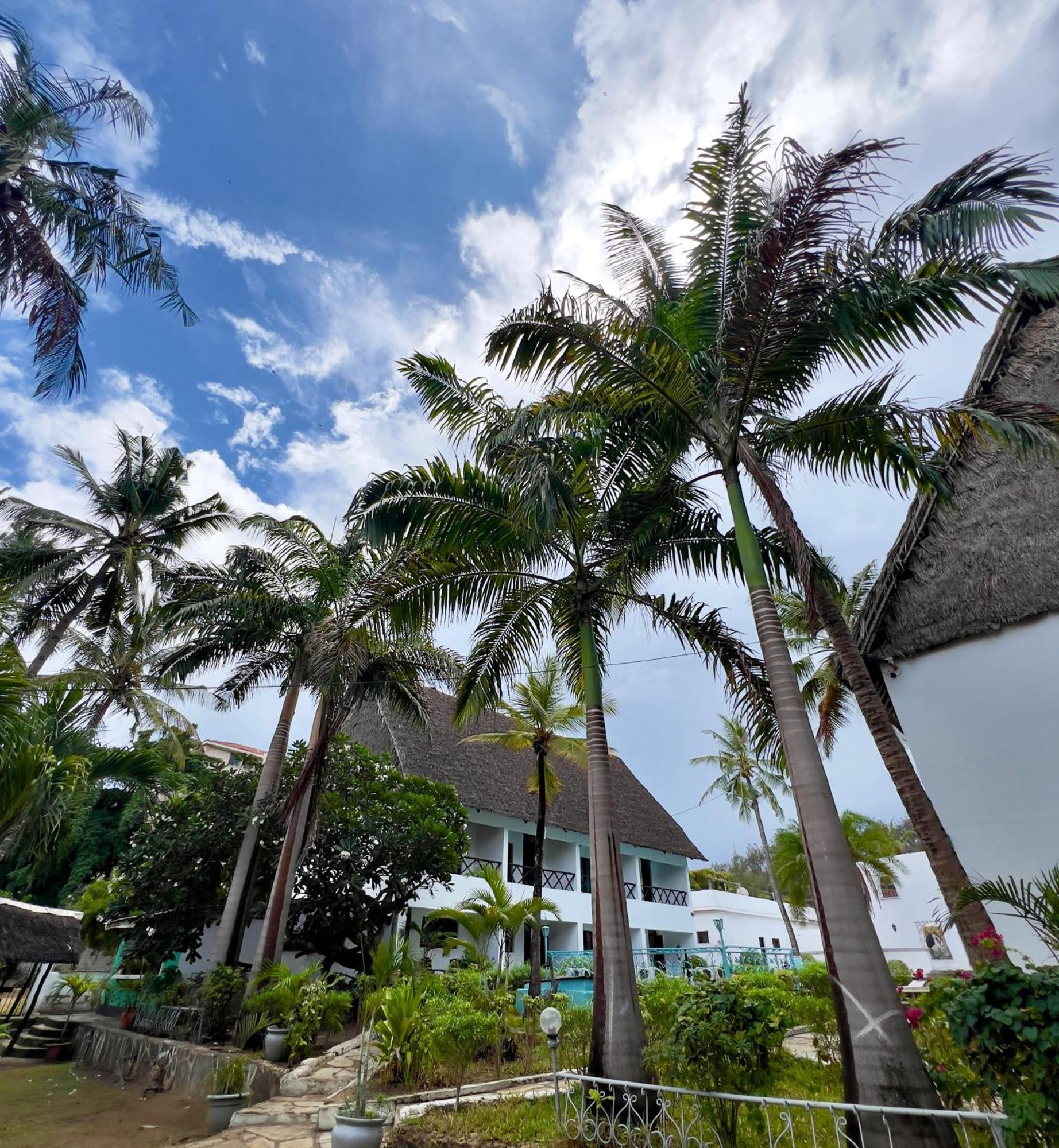 Papillon Garden Bar Villas แบมเบอรี ภายนอก รูปภาพ