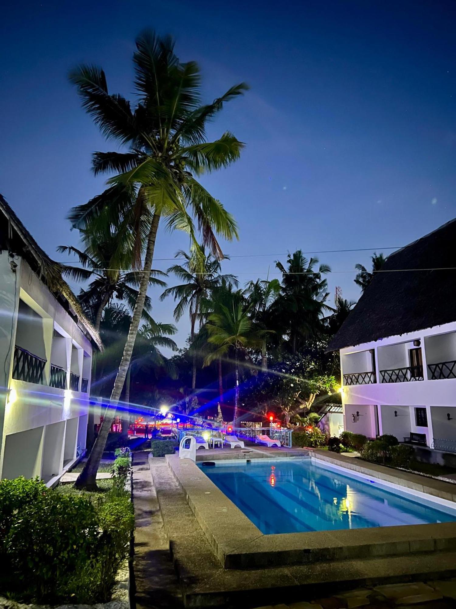Papillon Garden Bar Villas แบมเบอรี ภายนอก รูปภาพ