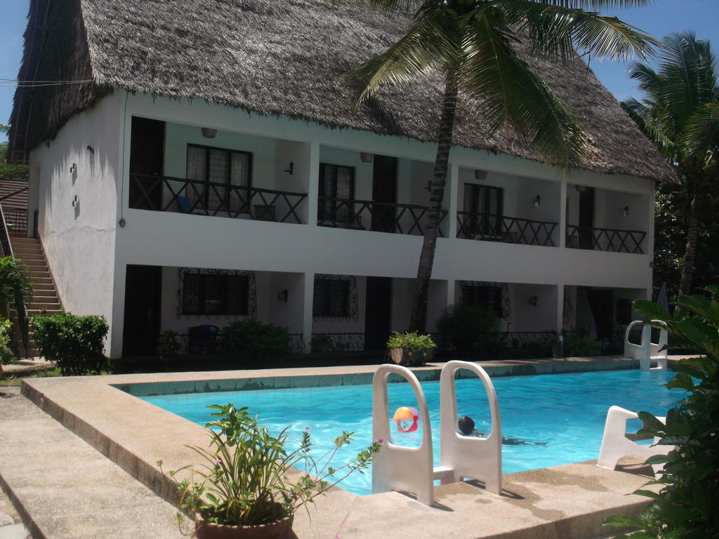 Papillon Garden Bar Villas แบมเบอรี ภายนอก รูปภาพ